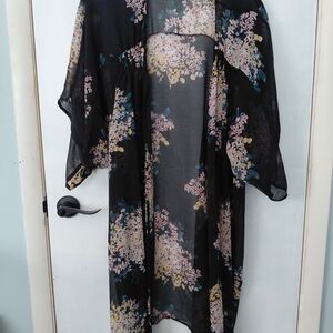 Maurices Black and Pink Floral Kimono